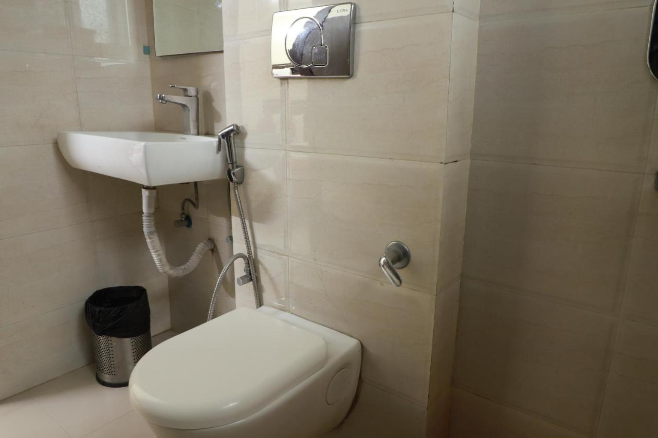 Lime Tree Studio Near Fortis غورغاون المظهر الخارجي الصورة