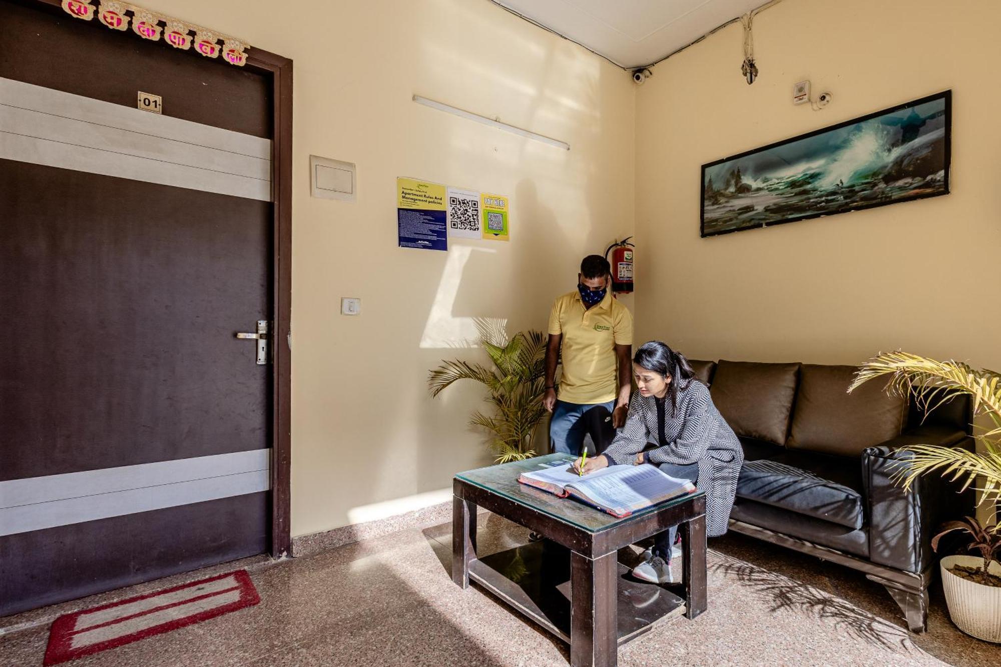 Lime Tree Studio Near Fortis غورغاون المظهر الخارجي الصورة